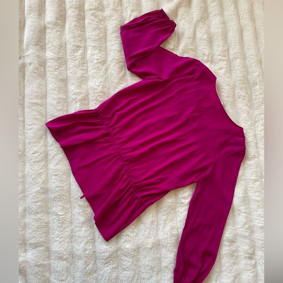 Caché Blouse. - Picture 10 of 10